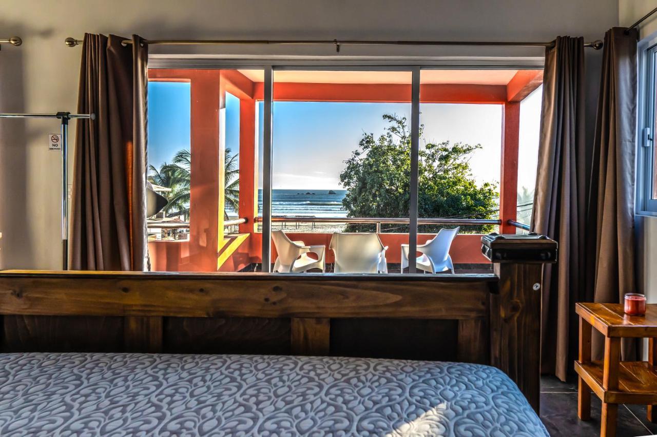 Casa Belen - Beautiful Beach View Home On Stone Island Isla La Piedra Buitenkant foto